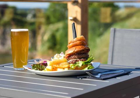 beefburger-and-beer