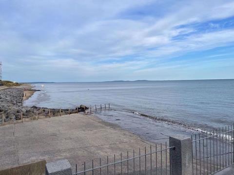 pendine-beach-concrete-platform