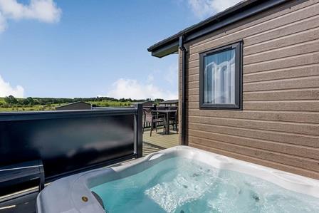 ullswater-heights-hottub